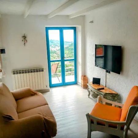 Apartman Mareviglia, Between The Sea And The Mountains *