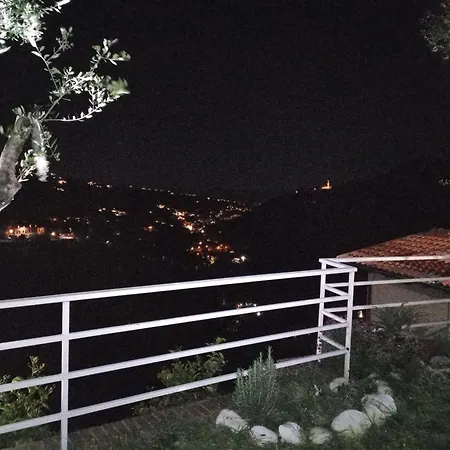 Mareviglia, Between The Sea And The Mountains דירה *