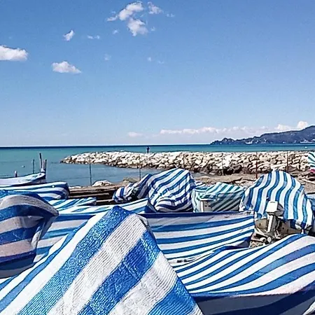 Lägenhet Mareviglia, Between The Sea And The Mountains